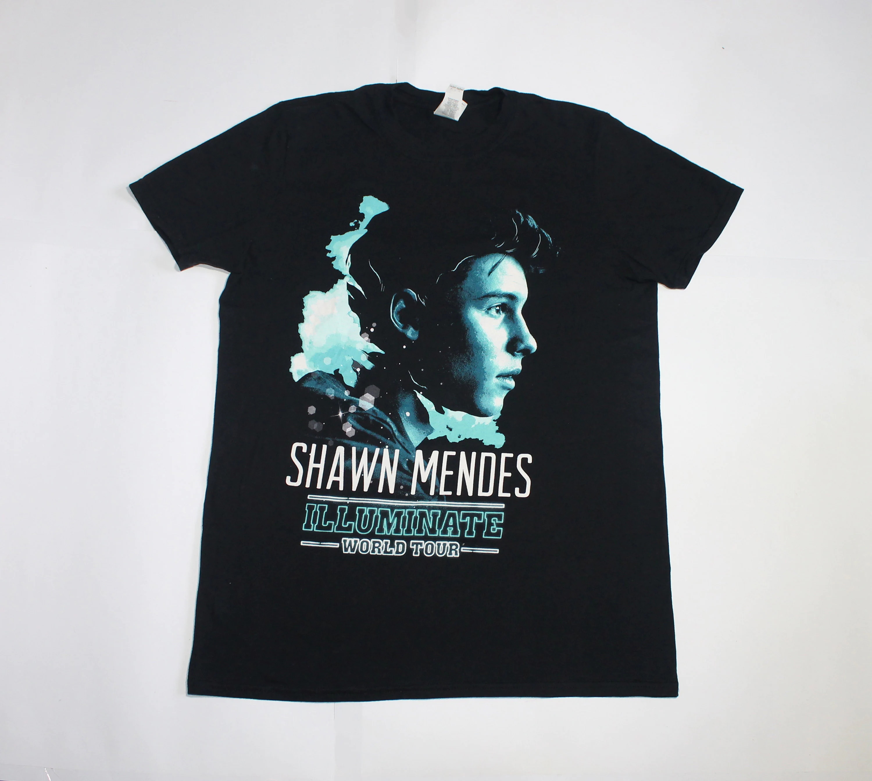 Shawn Mendes shirt Illuminate World Tour shirt Folk Pop Men s size M - Shawn Mendes Shop